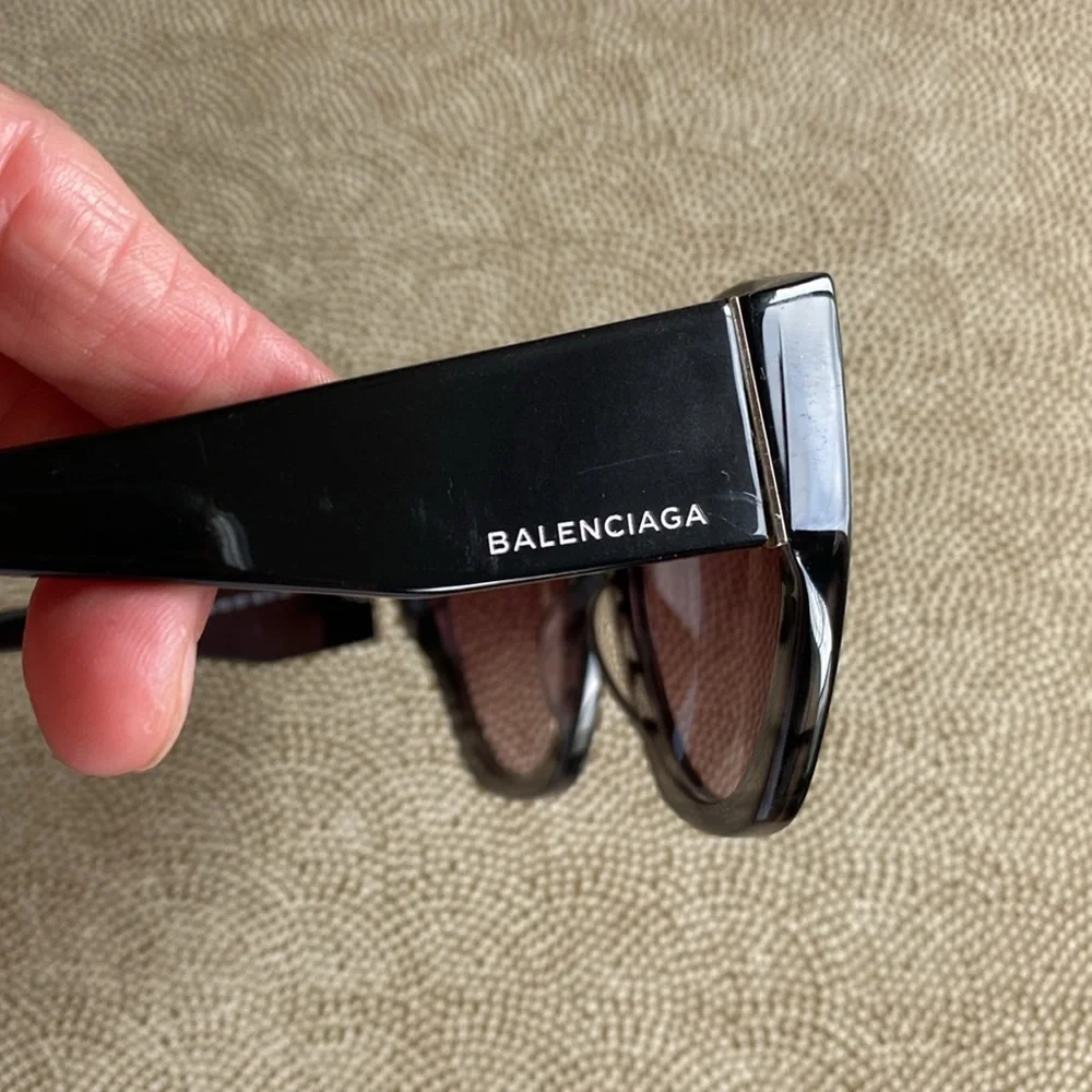 Balenciaga Large Cat Eye Sunglasses Made In Italy Black